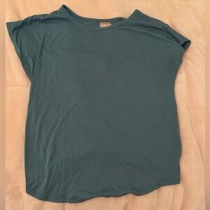 women’s size XS dusty blue short sleeve muscle top w/detailed back + bow…